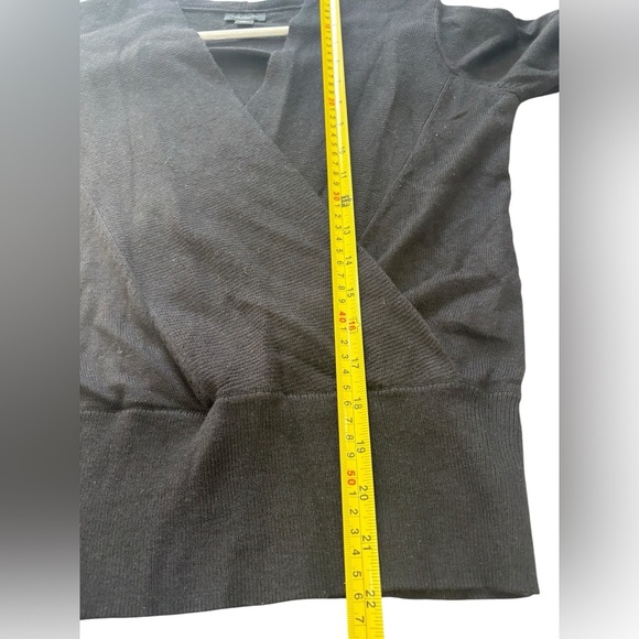 Ann Taylor Factory Black Wrap Front Knit Sweater XS Workwear Business Casual - Picture 8 of 8